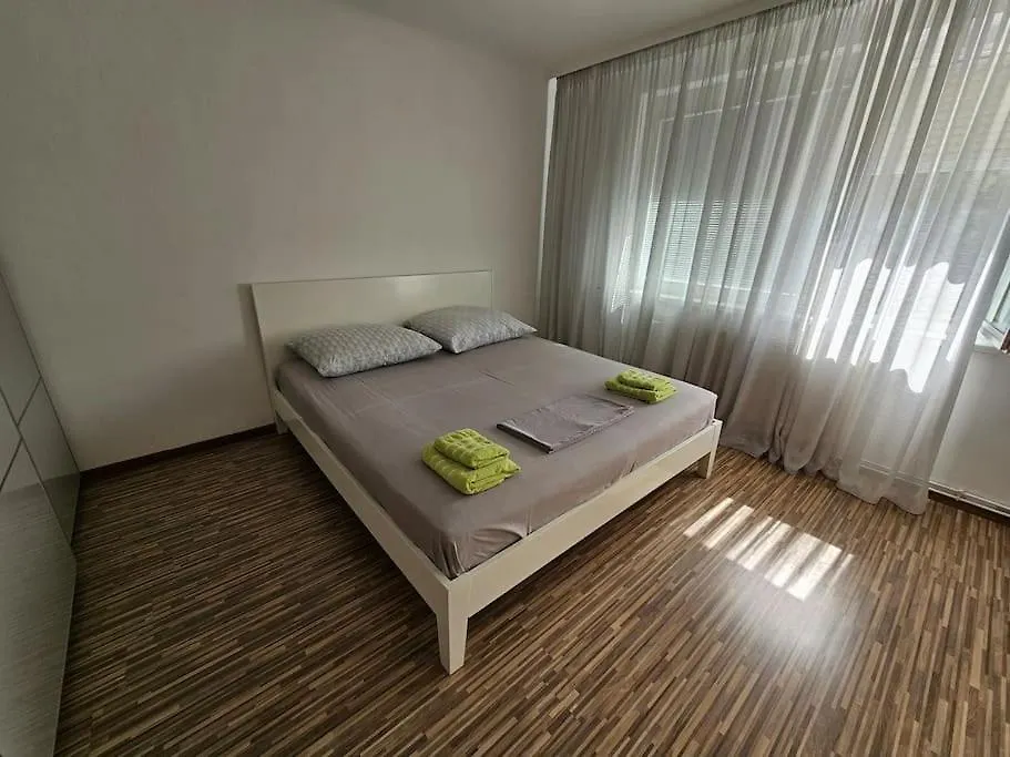 Jonas Apartment, 2 Br Vienna
