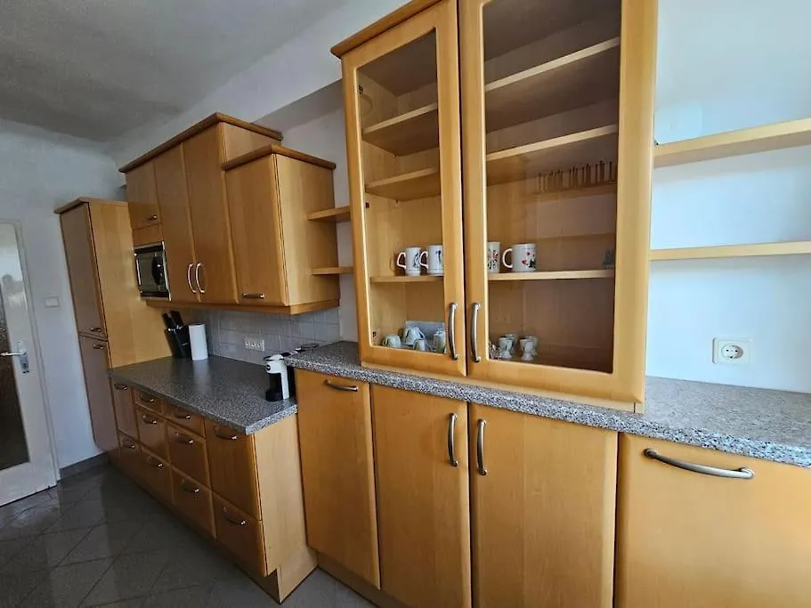 Jonas Apartment, 2 Br Vienna 0*,  Austria