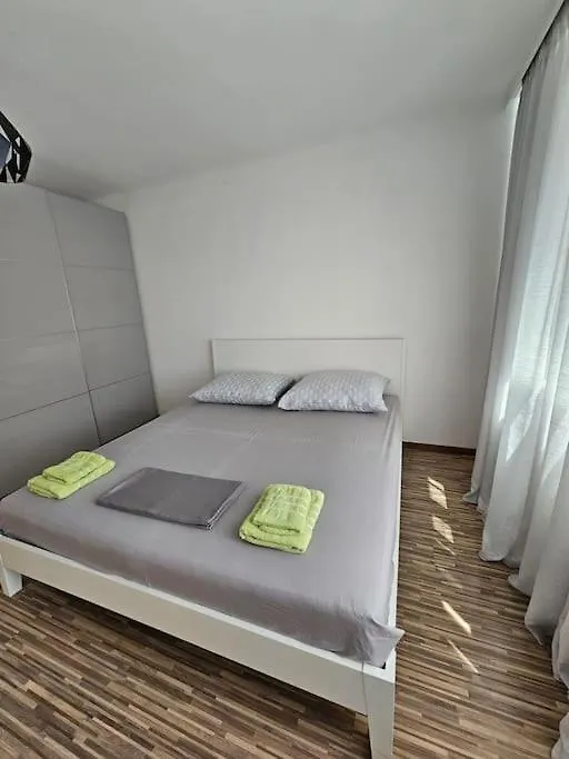 Jonas Apartment, 2 Br Vienna 0*,  Austria