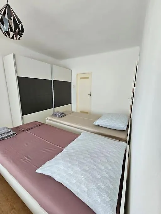 Jonas Apartment, 2 Br Vienna Appartamento